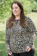Load image into Gallery viewer, Leopard and Lace Top